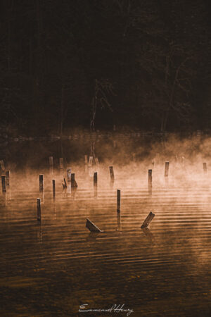 Lac de brumes et de lumière